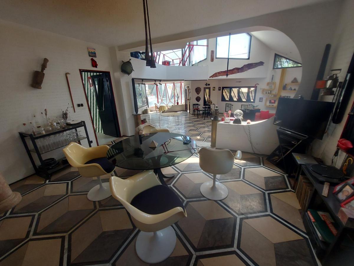 Homestay Dar Hamadi بن جامع A & Its Swimming Pool, Looking For Artists In *