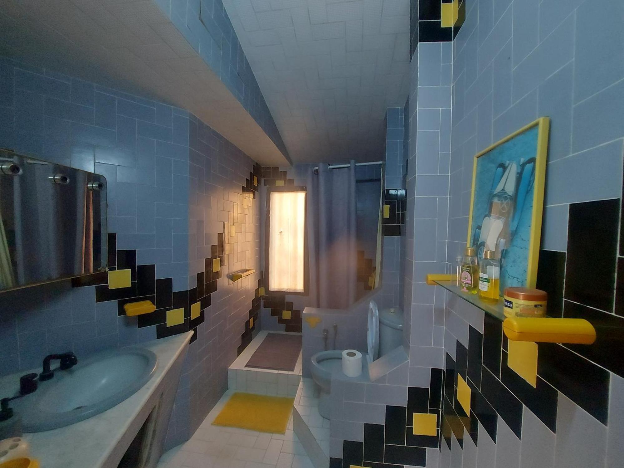 Dar Hamadi بن جامع A & Its Swimming Pool, Looking For Artists In Privatunterkunft